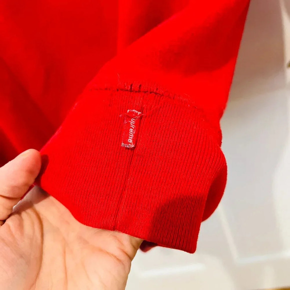 Authentic Supreme Men's Red Sweatshirt Size Medium - Picture 9 of 16